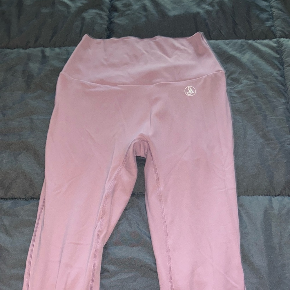 Allure brand pocket leggings